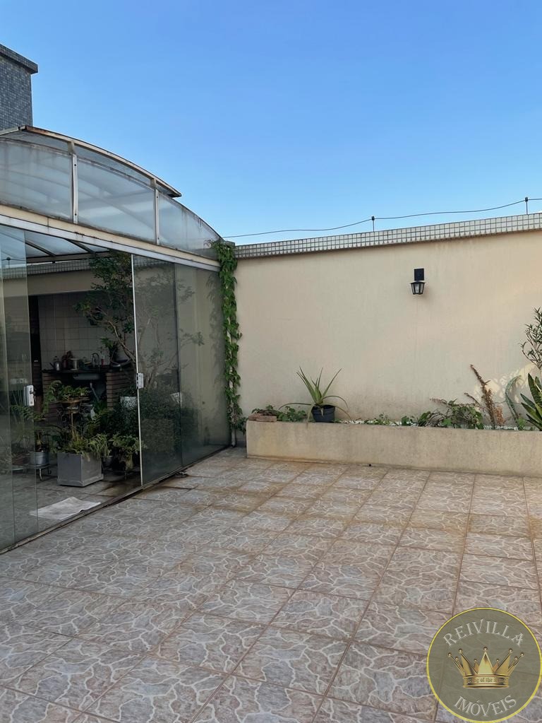 Belíssima cobertura na penha com 254 m², 04 vagas 3 dormitórios, 1 suíte,