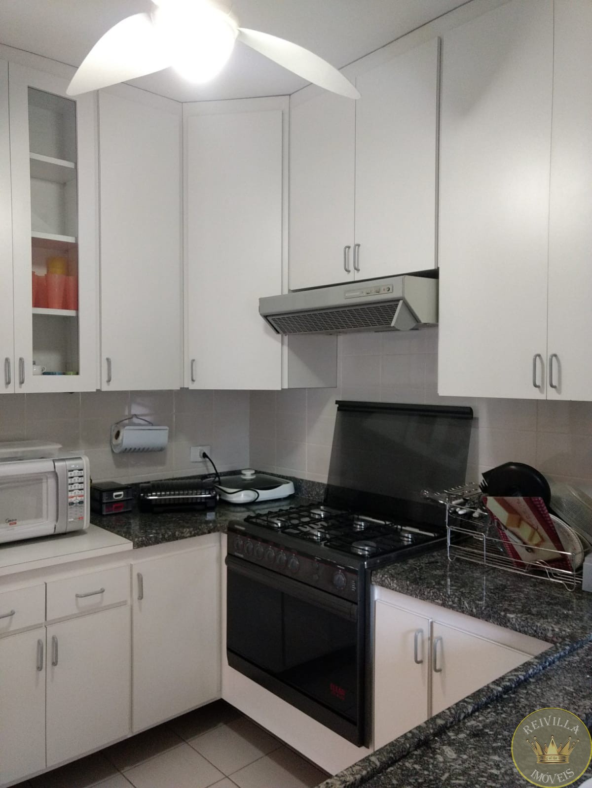 Apartamento Balneário Cidade Atlântica -3 Quartos 1 Suites 4 Banheiros 1 Vagas 150.00 Área Útil