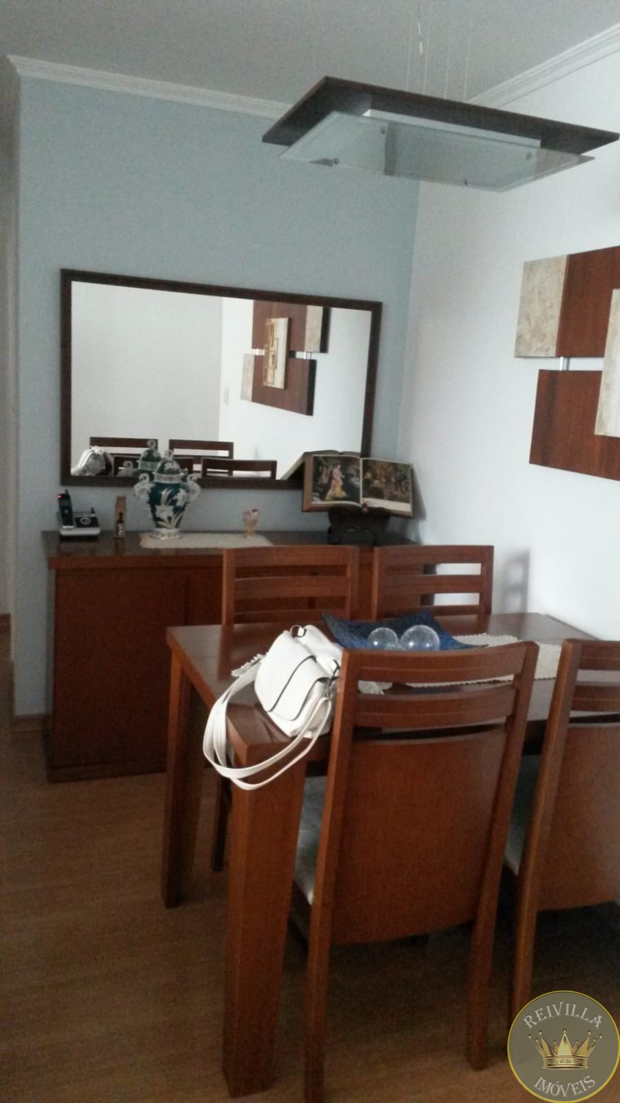 Vende-se APTO Tatuapé, com 2 dormitórios, 2 banheiros, sala, cozinha, área de serviço