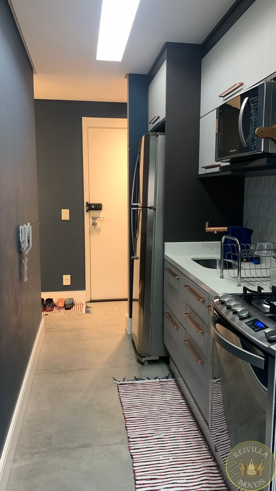 Excelente Apartamento 68 mts 2 dorm sendo 1 suíte -1 vaga coberta