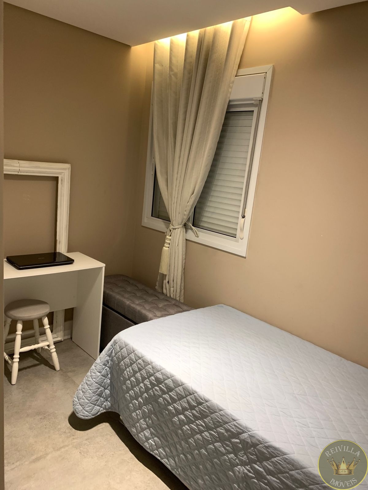Excelente Apartamento 68 mts 2 dorm sendo 1 suíte -1 vaga coberta