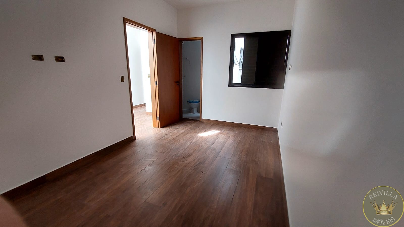 Excelente Sobrado 03 suítes e 04 vagas Novo com 170 mts ² na Mooca