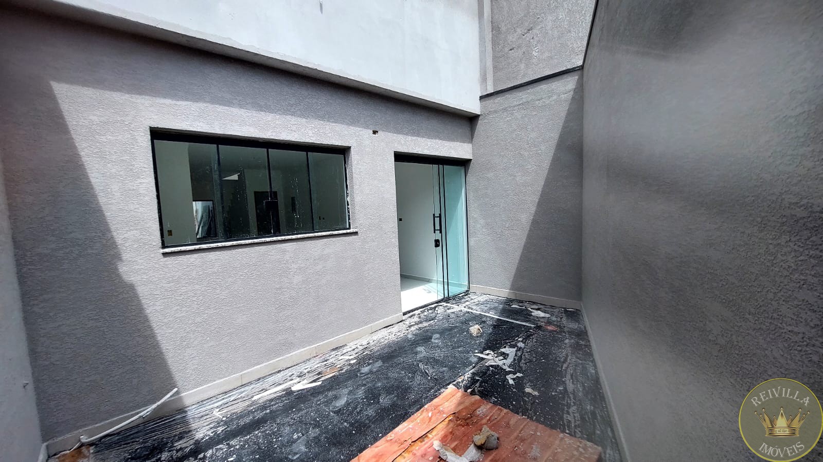 Excelente Sobrado 03 suítes e 04 vagas Novo com 170 mts ² na Mooca