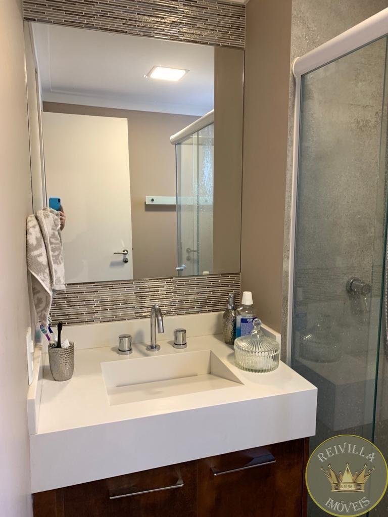 Excelente Apartamento 68 mts 2 dorm sendo 1 suíte -1 vaga coberta