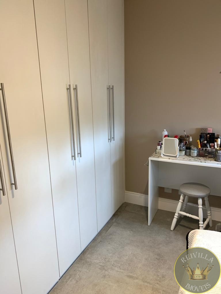 Excelente Apartamento 68 mts 2 dorm sendo 1 suíte -1 vaga coberta