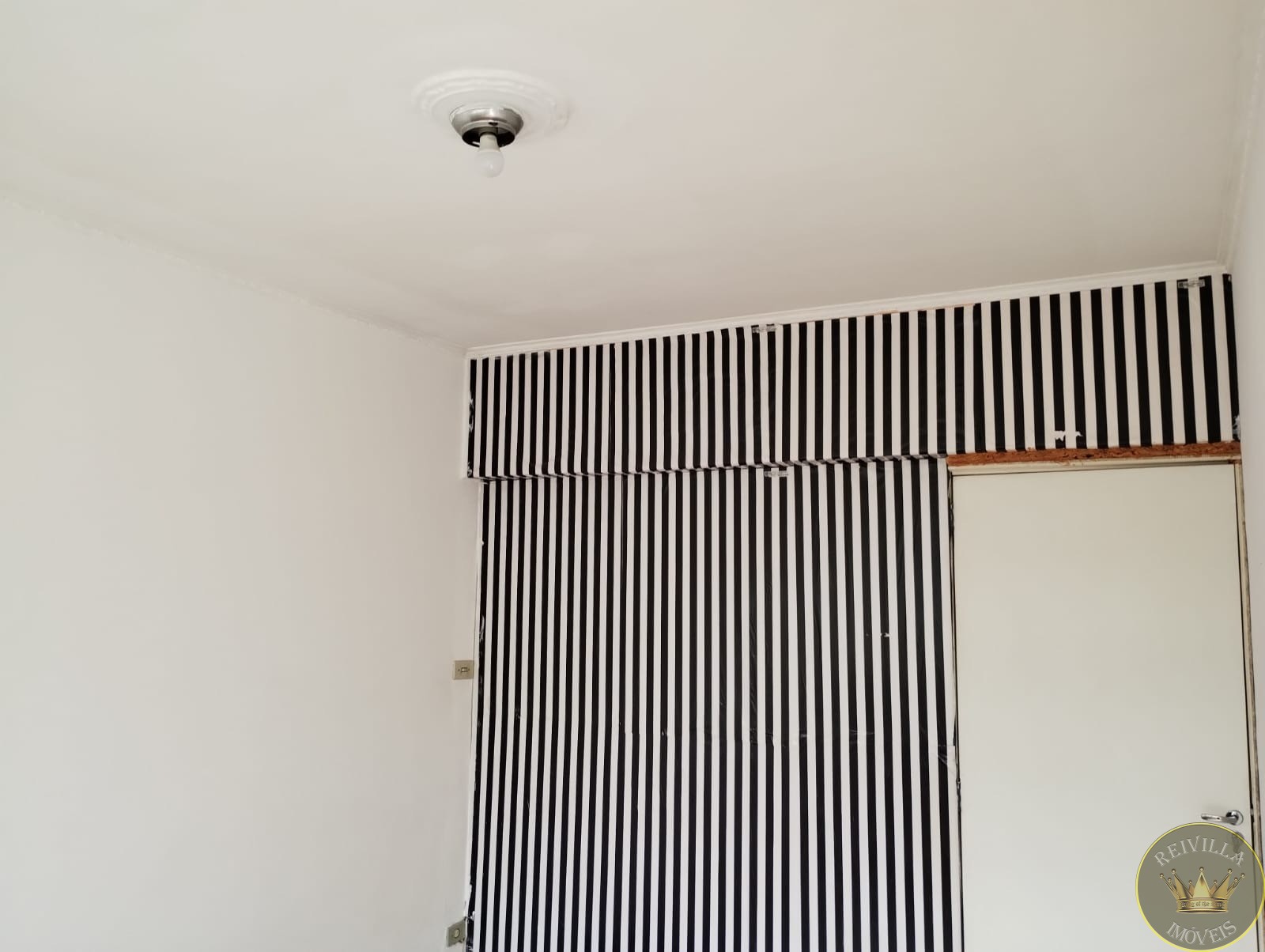 Apartamento para Aluguel - Liberdade, 3 Quartos, 67 m2. R$ 2.800,00 (Pacote)
