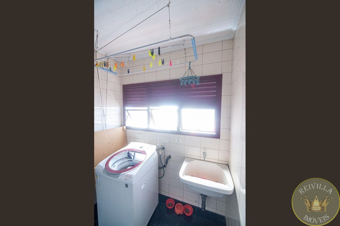 Apartamento com 3 Quartos e 01 suíte 4 vagas à Venda, 171 m² -