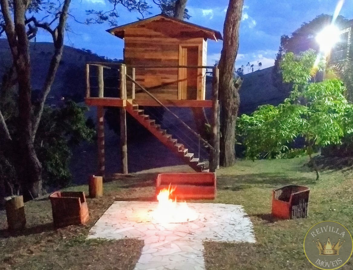 Vendo uma linda chacara pé na agua em piracaia -24.000m²