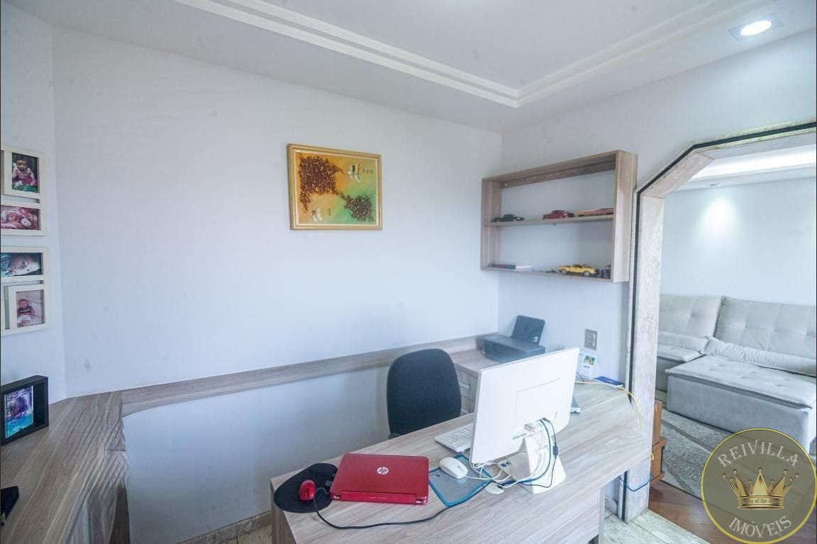 Apartamento com 3 Quartos e 01 suíte 4 vagas à Venda, 171 m² -
