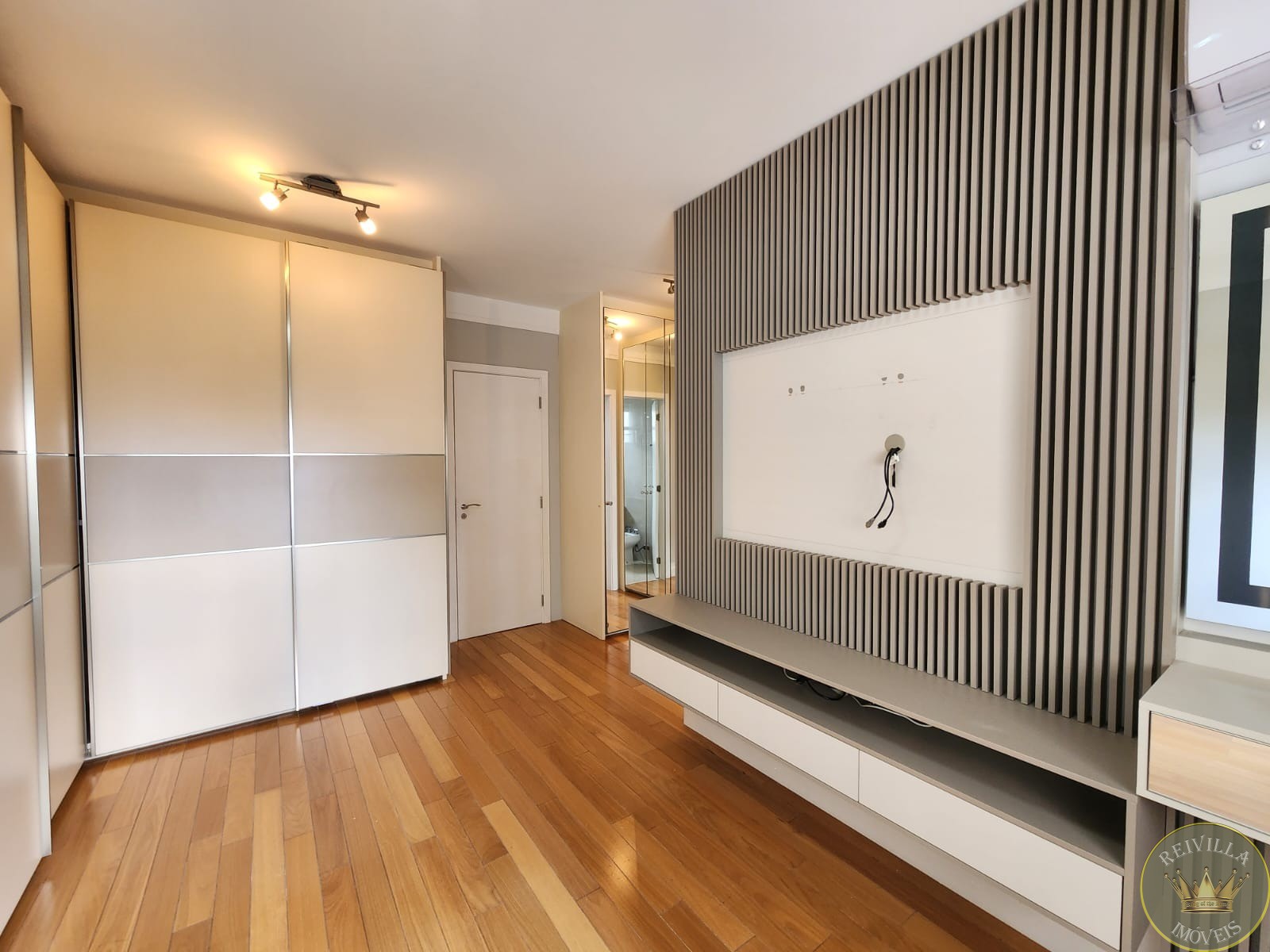 Excelente Apartamento 198 metros com varanda gourmet e lazer de clube no Tatuapé