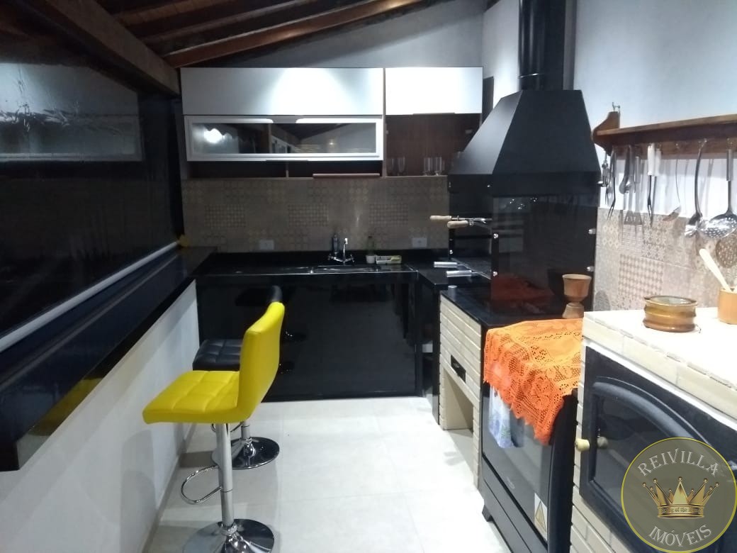 Vendo uma linda chacara pé na agua em piracaia -24.000m²