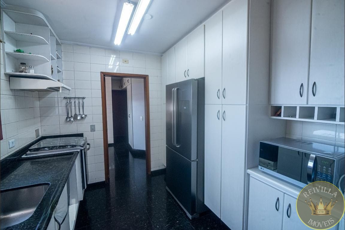 Apartamento com 3 quartos e 01 suíte 4 vagas à venda, 171 m²