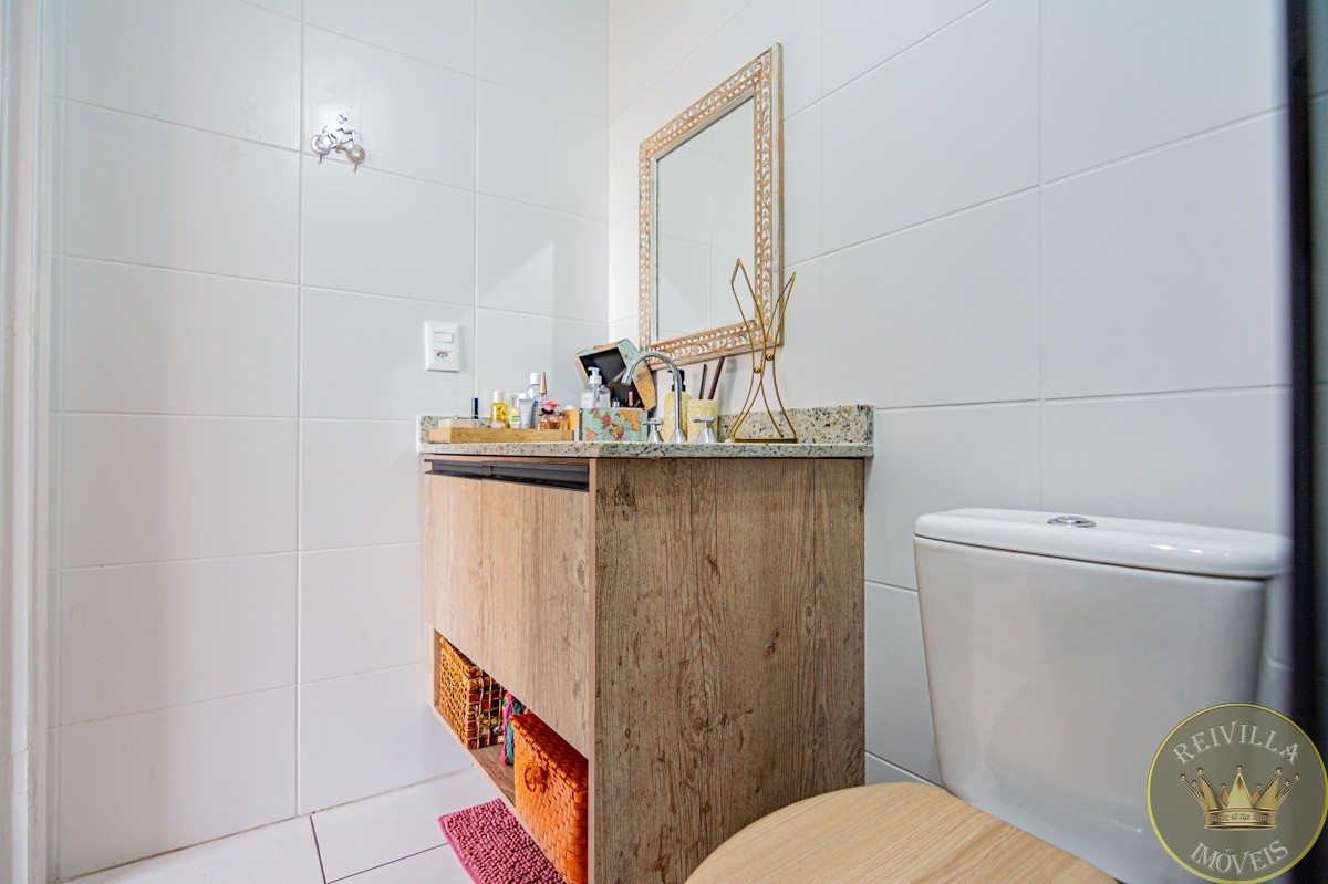 Apartamento Santa Cecilia com 2 Quartos sendo 01 suíte à Venda, 70 m²