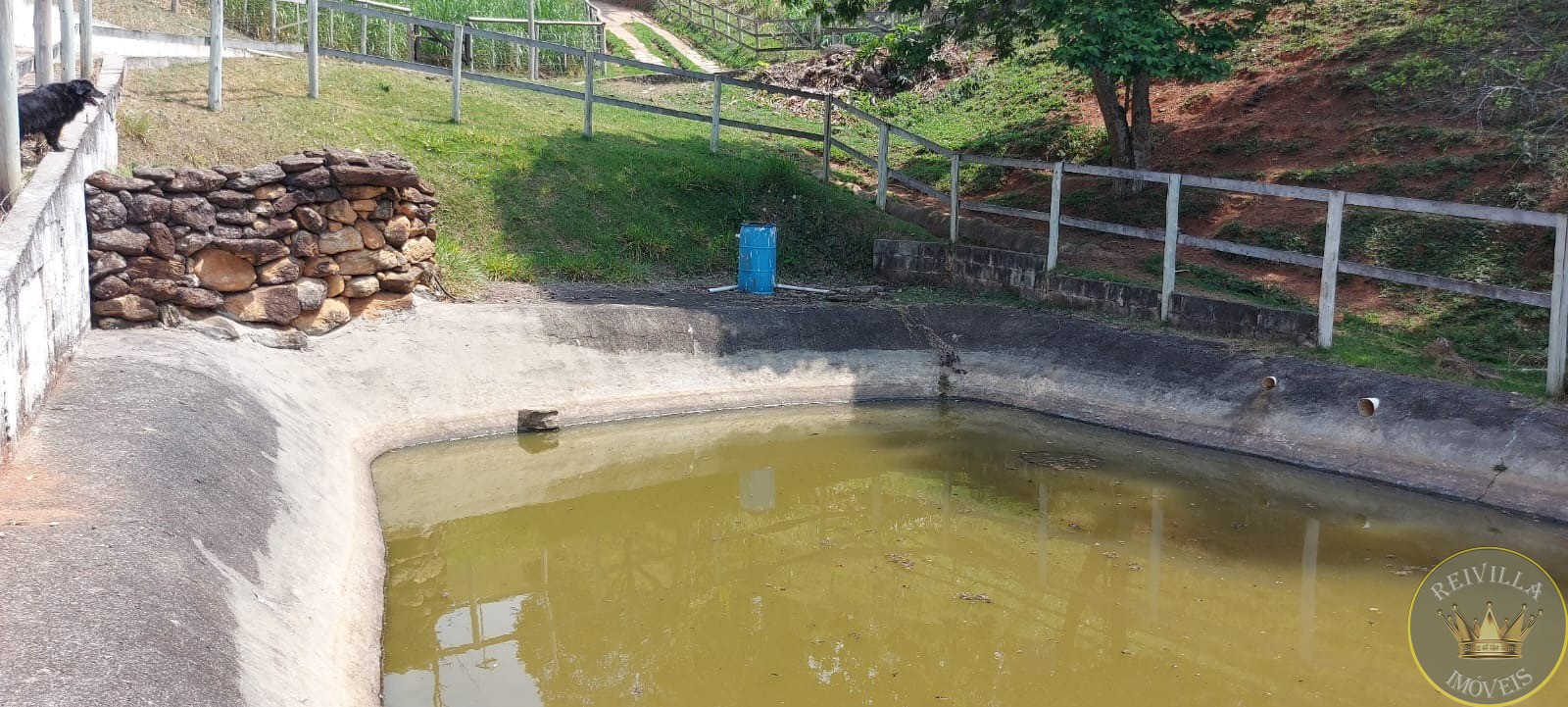 Vendo uma linda chacara pé na agua em piracaia -24.000m²