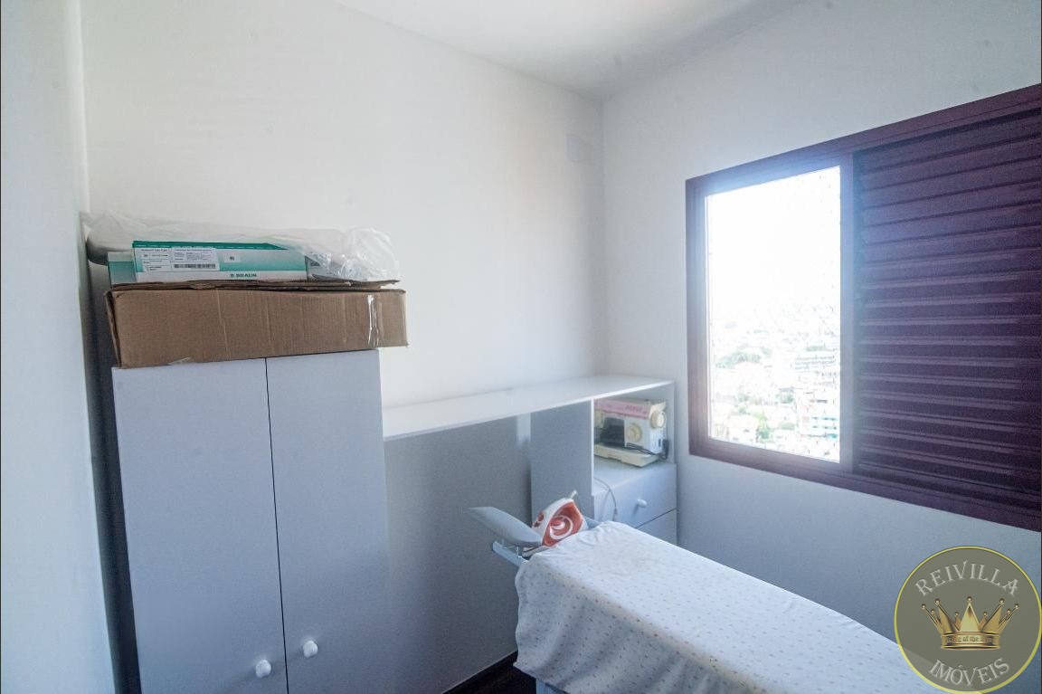 Apartamento com 3 Quartos e 01 suíte 4 vagas à Venda, 171 m² -
