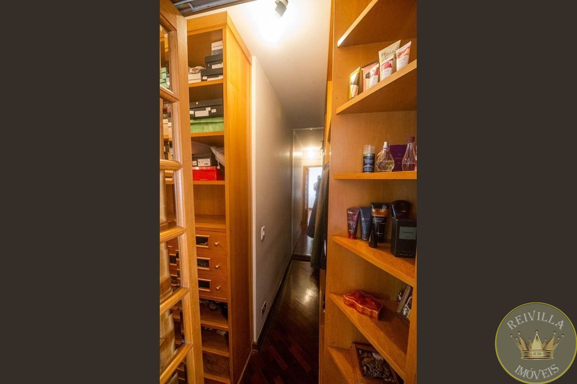 Apartamento com 3 Quartos e 01 suíte 4 vagas à Venda, 171 m² -