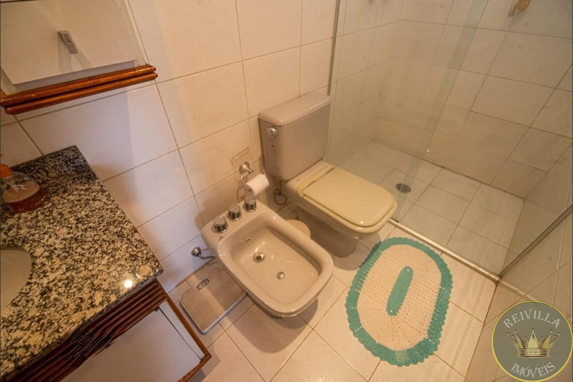 Apartamento com 3 Quartos e 01 suíte 4 vagas à Venda, 171 m² -