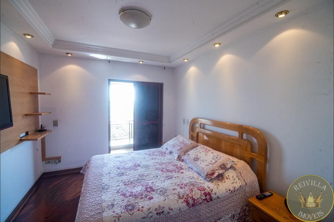 Apartamento com 3 Quartos e 01 suíte 4 vagas à Venda, 171 m² -