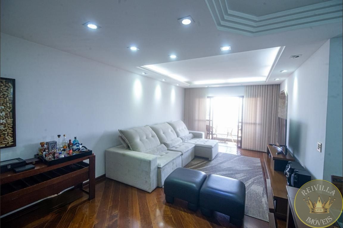 Apartamento com 3 quartos e 01 suíte 4 vagas à venda, 171 m²