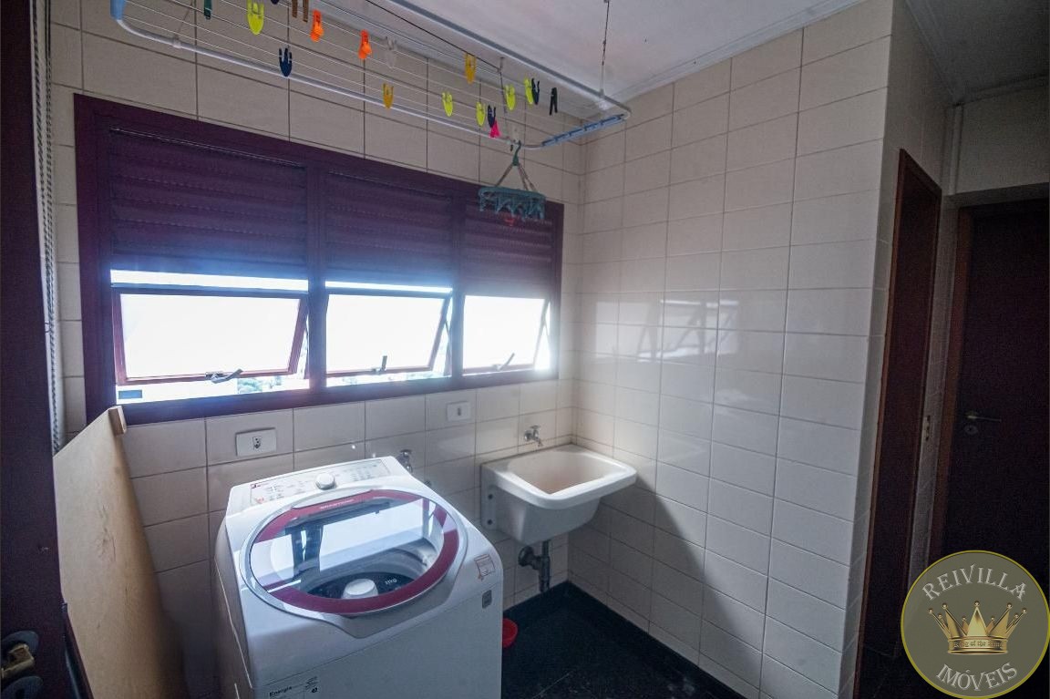Apartamento com 3 Quartos e 01 suíte 4 vagas à Venda, 171 m² -