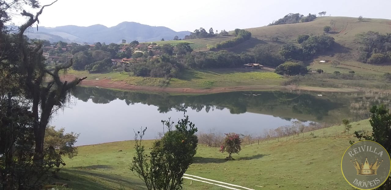Vendo uma linda chacara pé na agua em piracaia -24.000m²