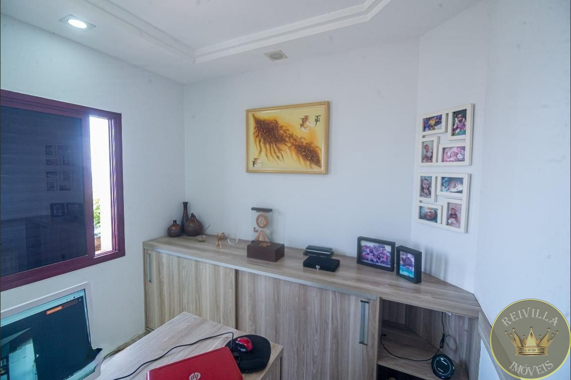 Apartamento com 3 Quartos e 01 suíte 4 vagas à Venda, 171 m² -