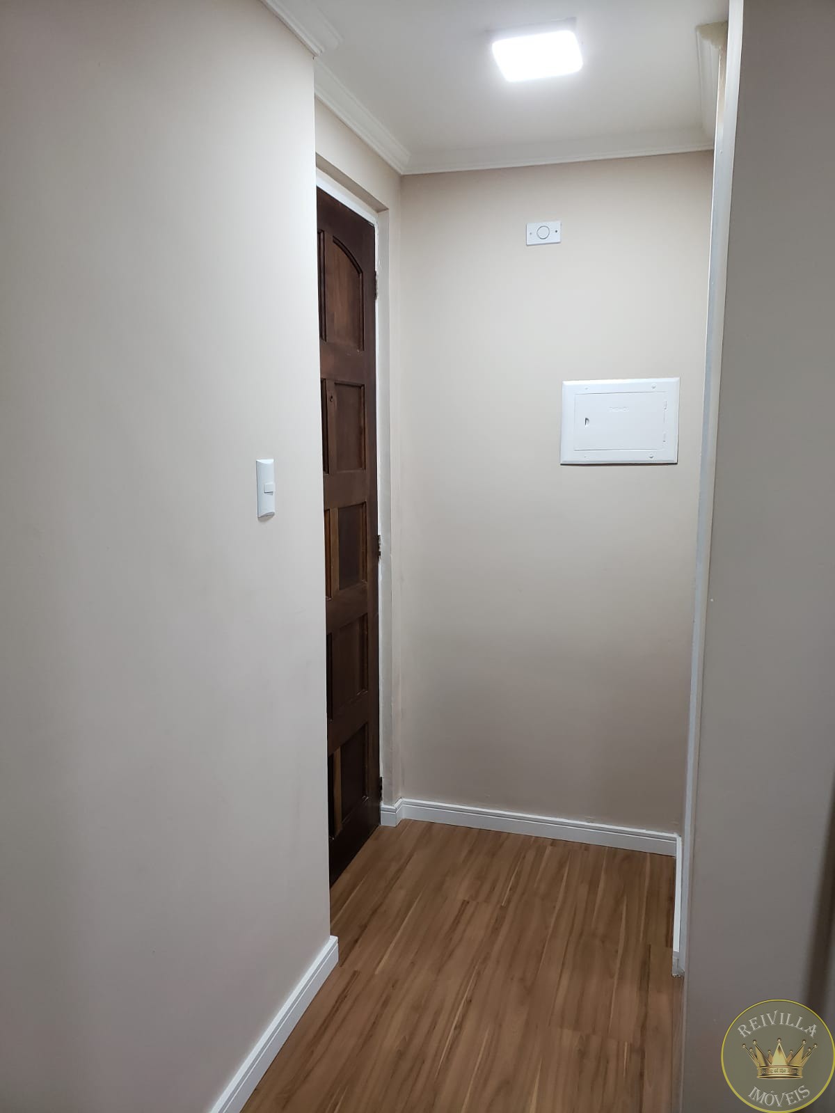 Apartamento bras, do lado do metro, 60 metros, 2 dorms, vaga livre e coberta