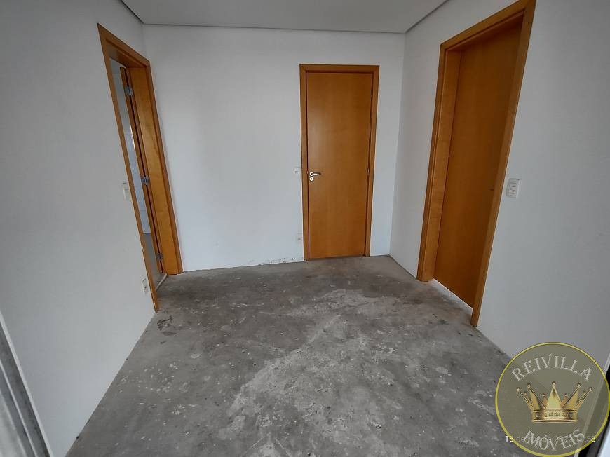 Excelente apartamento com 4 quartos e 6 banheiros à venda, 2