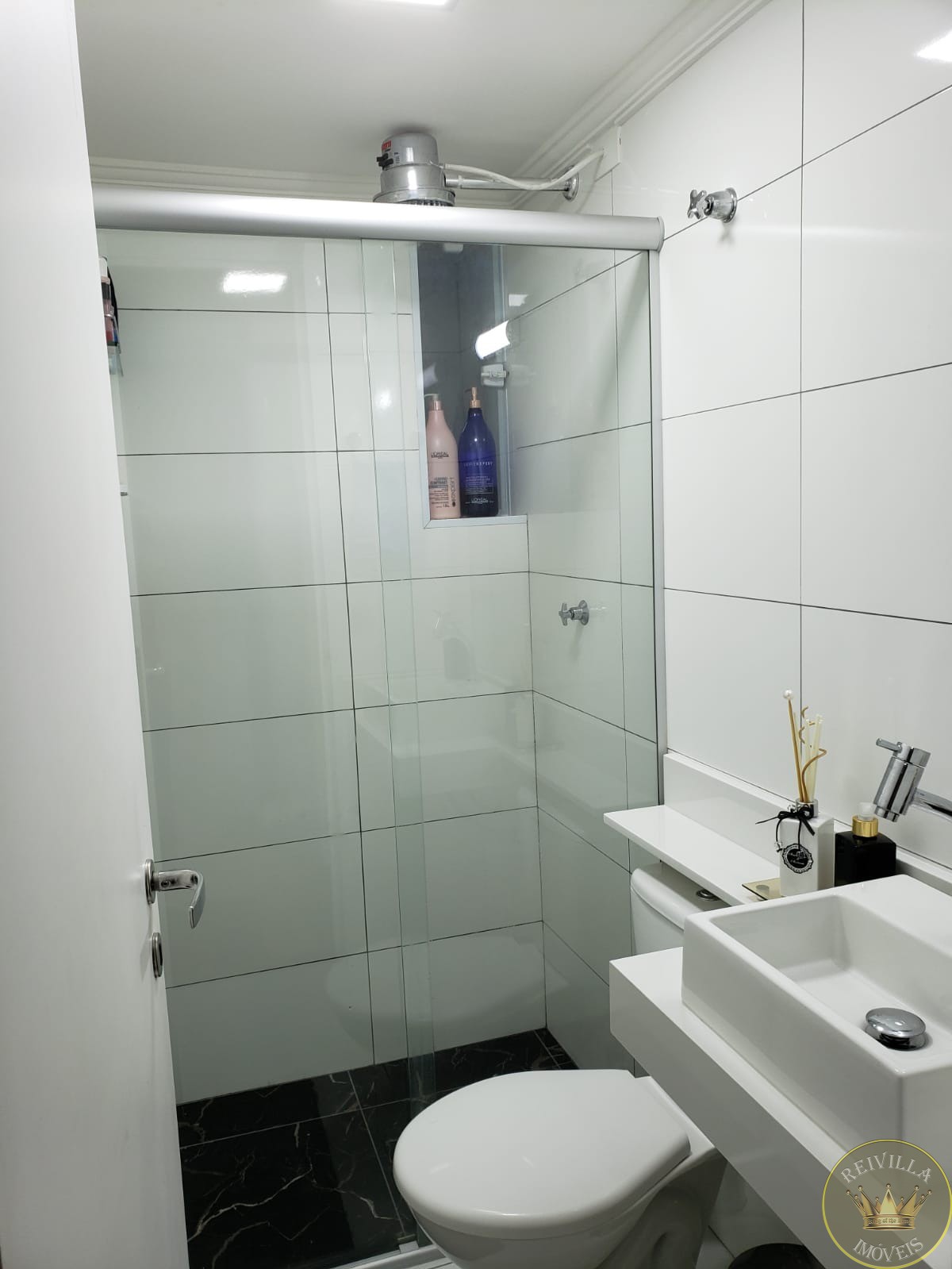 Apartamento bras, do lado do metro, 60 metros, 2 dorms, vaga livre e coberta