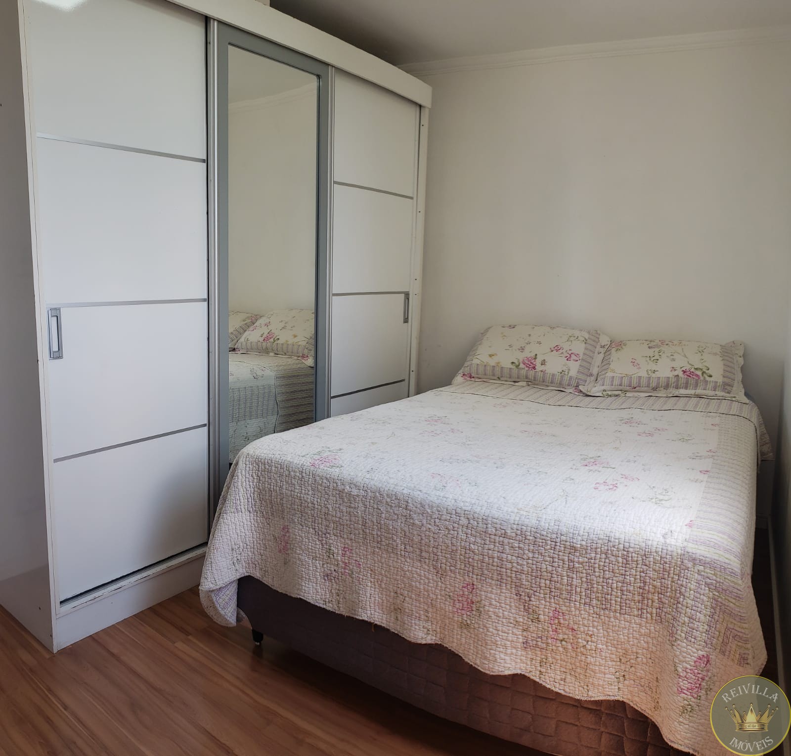 Apartamento bras, do lado do metro, 60 metros, 2 dorms, vaga livre e coberta