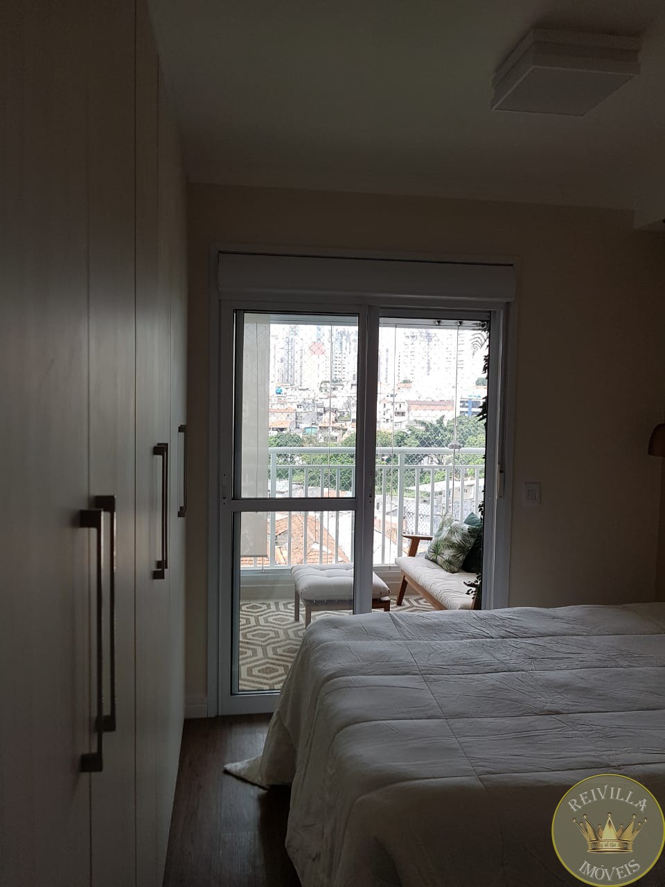 Apartamento na Mooca para venda com 89 m2 de área útil, recém reformado e com móveis planejado