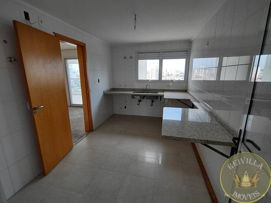 Excelente apartamento com 4 quartos e 6 banheiros à venda, 2