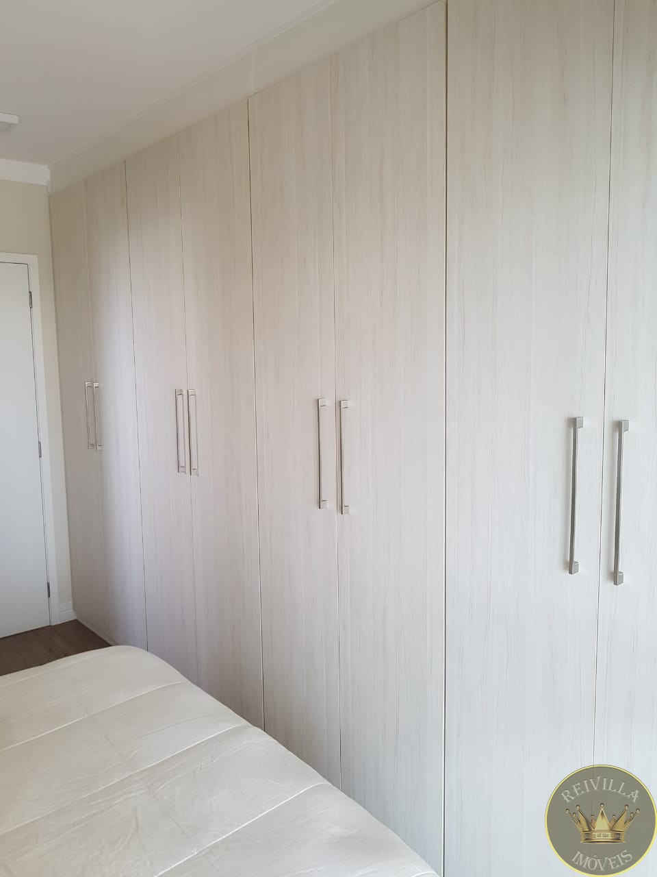 Apartamento na Mooca para venda com 89 m2 de área útil, recém reformado e com móveis planejado