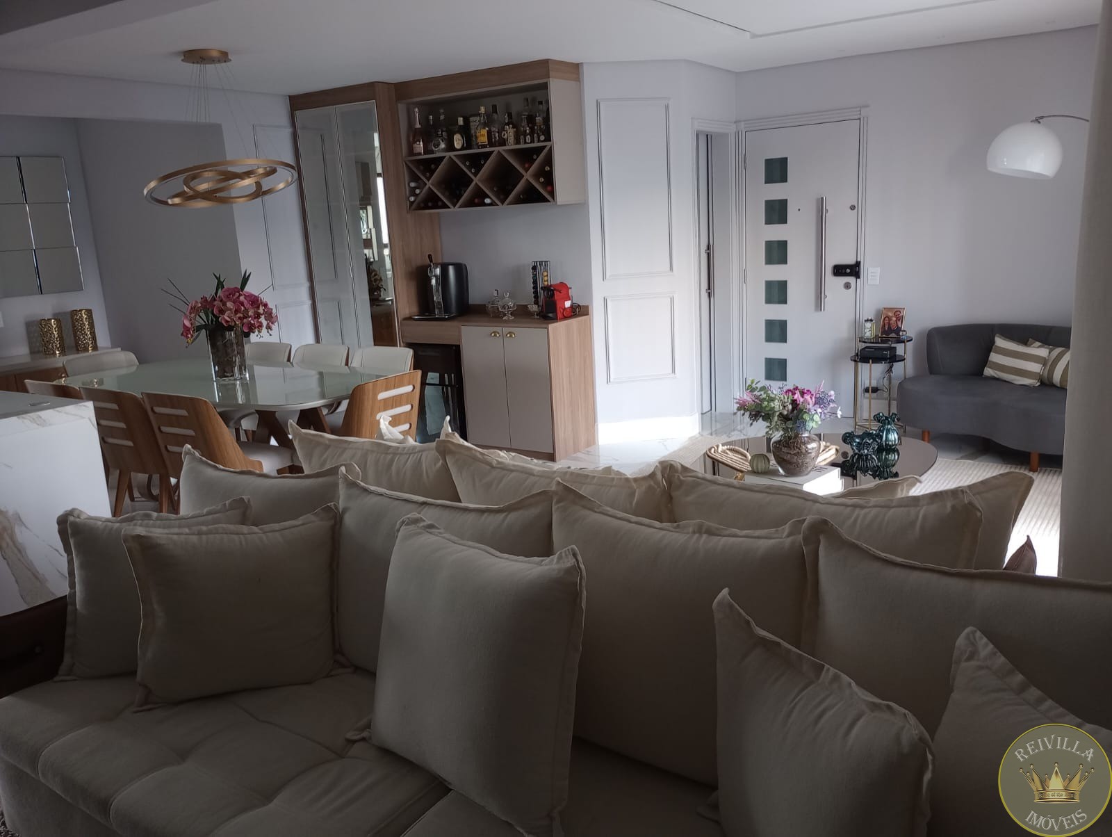 Excelente Apartamento com 140 m² ótima localização no miolo do Tatuapé.