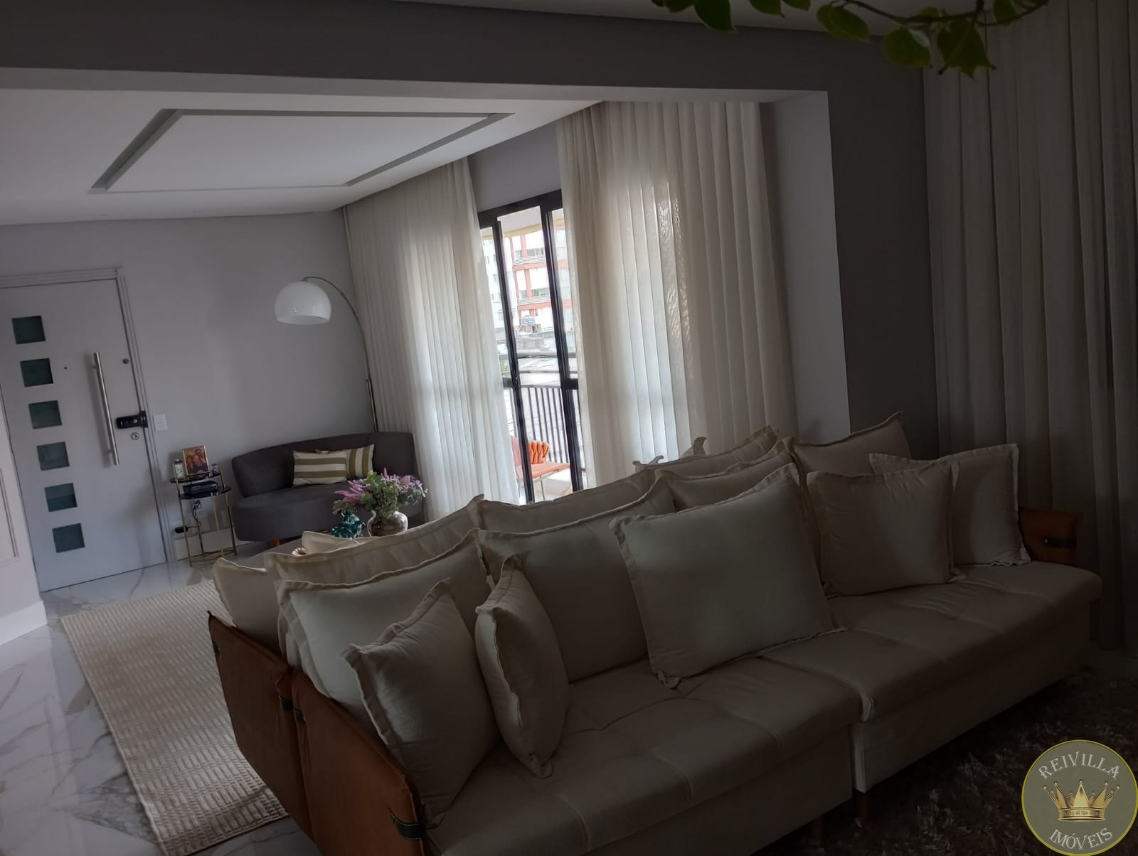 Excelente Apartamento com 140 m² ótima localização no miolo do Tatuapé.