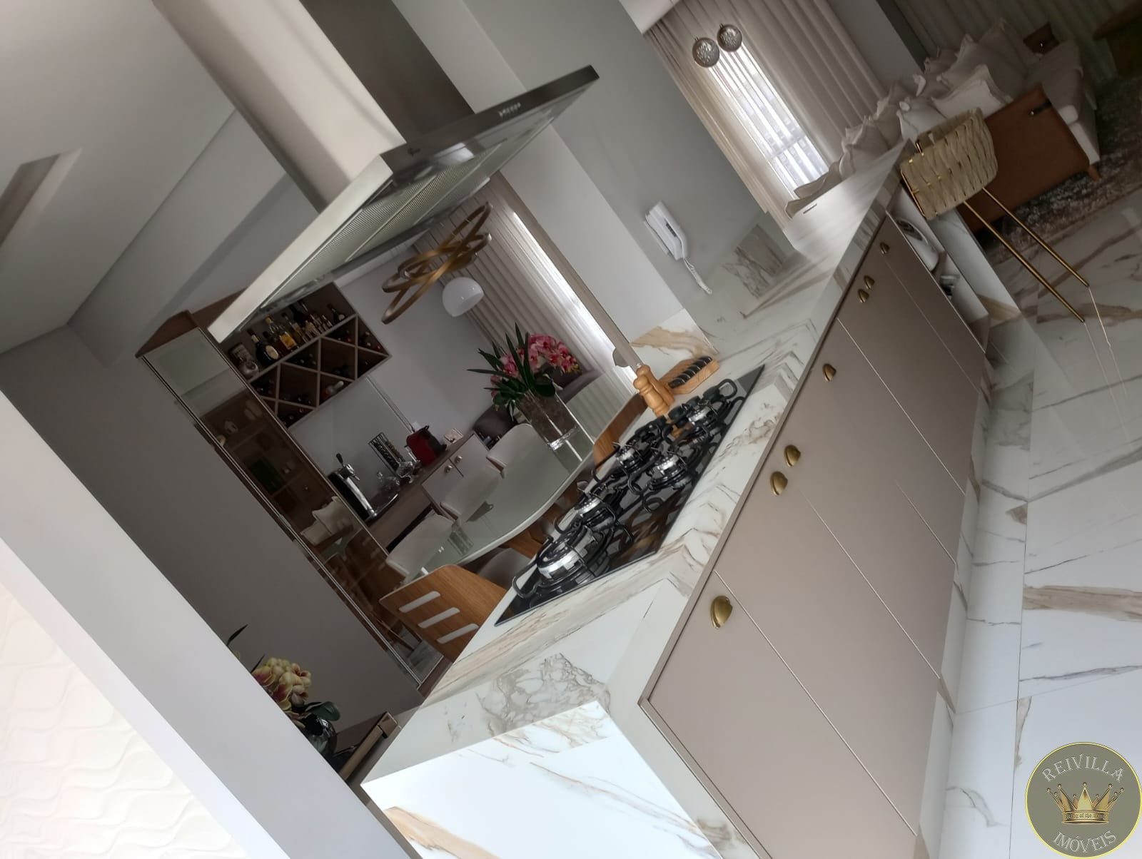 Excelente Apartamento com 140 m² ótima localização no miolo do Tatuapé.