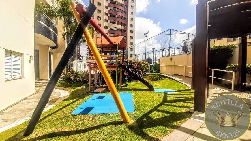 Excelente Apartamento com 140 m² ótima localização no miolo do Tatuapé.