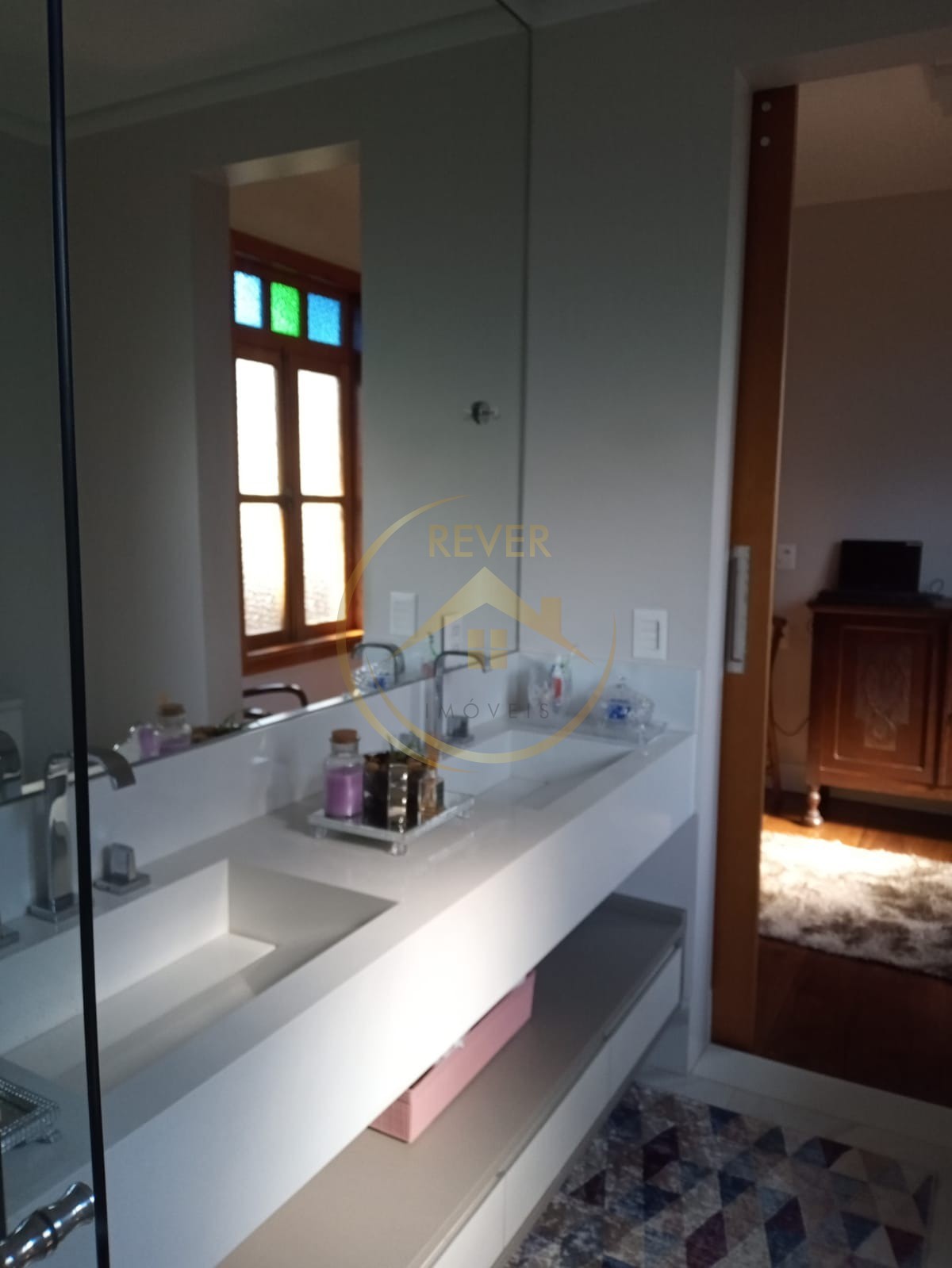 Casa à venda com 3 quartos, 210m² - Foto 14