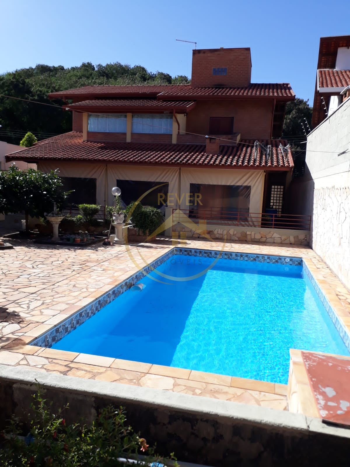 Casa, 3 quartos, 322 m² - Foto 1