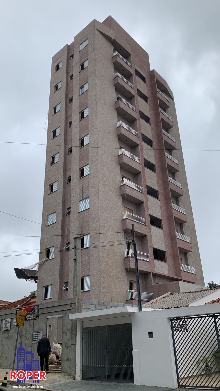 Apartamento para Comprar em VILA TOLSTOI - SÃO PAULO - SP