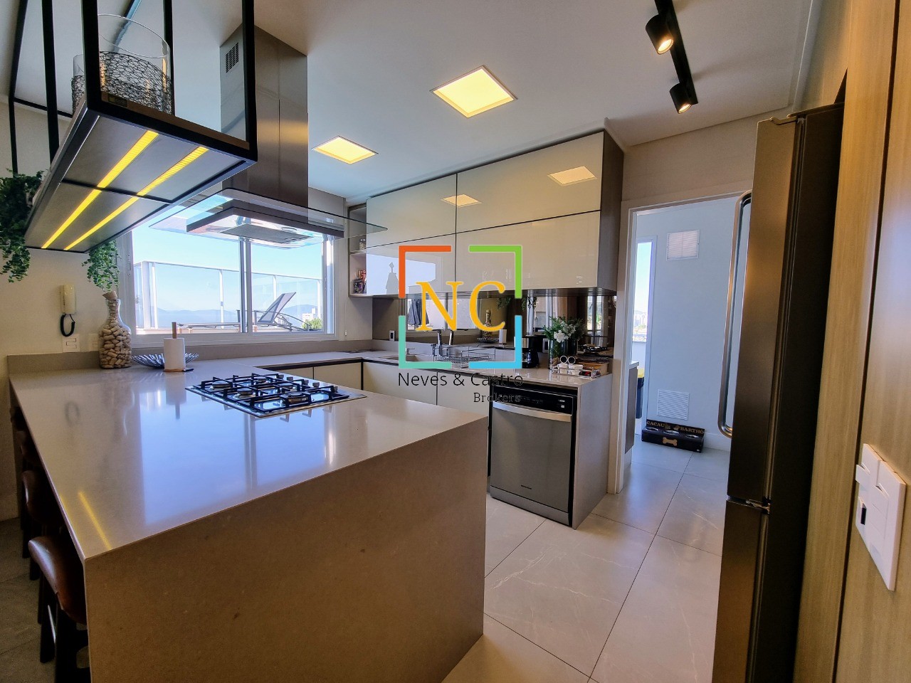 Cobertura, 3 quartos, 187 m² - Foto 5