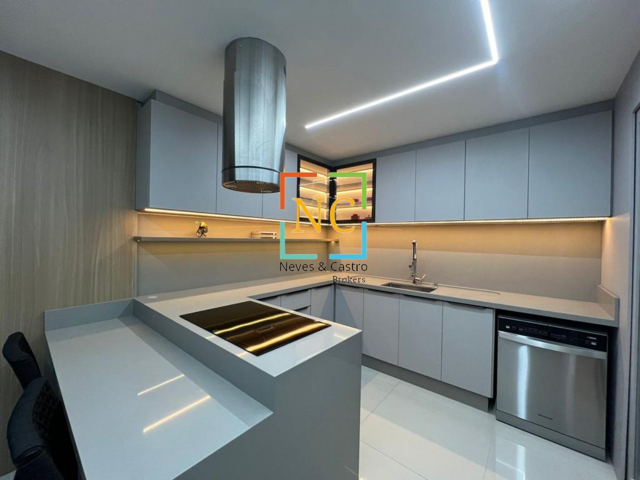 Cobertura, 3 quartos, 215 m² - Foto 8