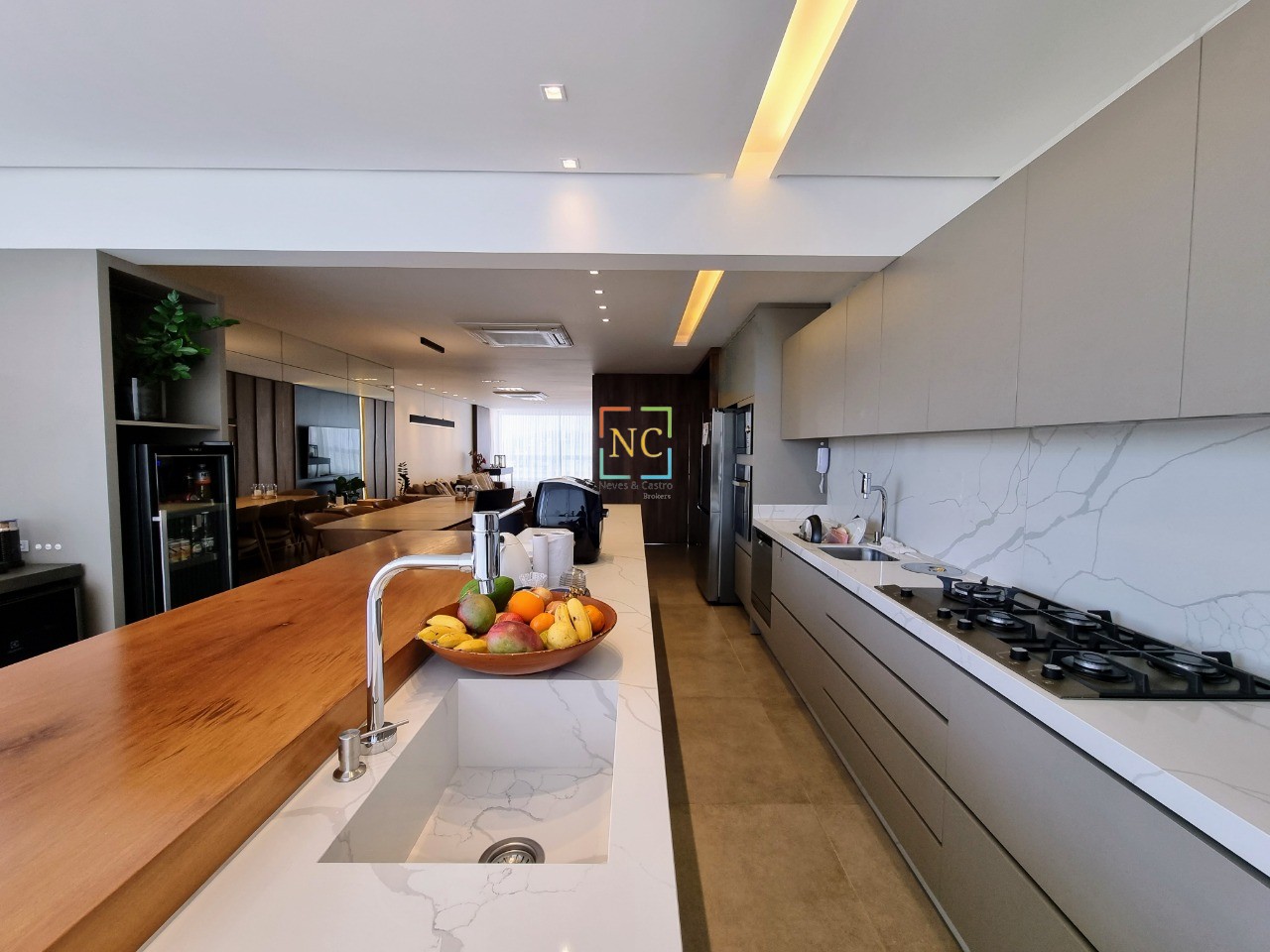 Cobertura, 3 quartos, 248 m² - Foto 17
