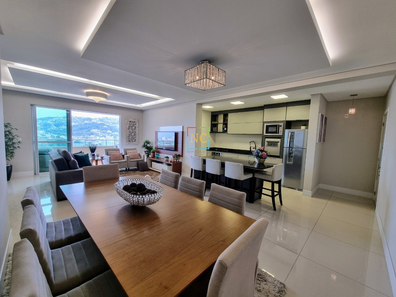 Apartamento, 3 quartos, 147 m² - Foto 1