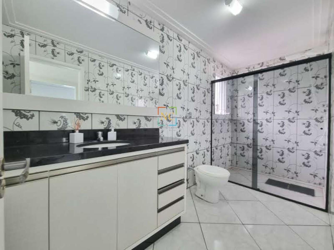 Casa, 4 quartos, 240 m² - Foto 19