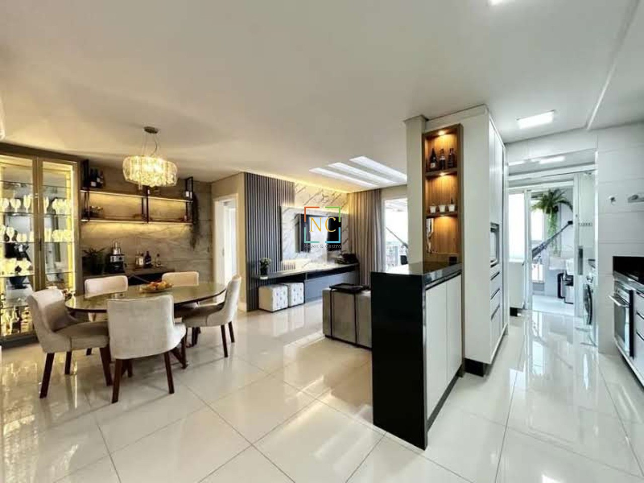 Apartamento, 3 quartos, 111 m² - Foto 2