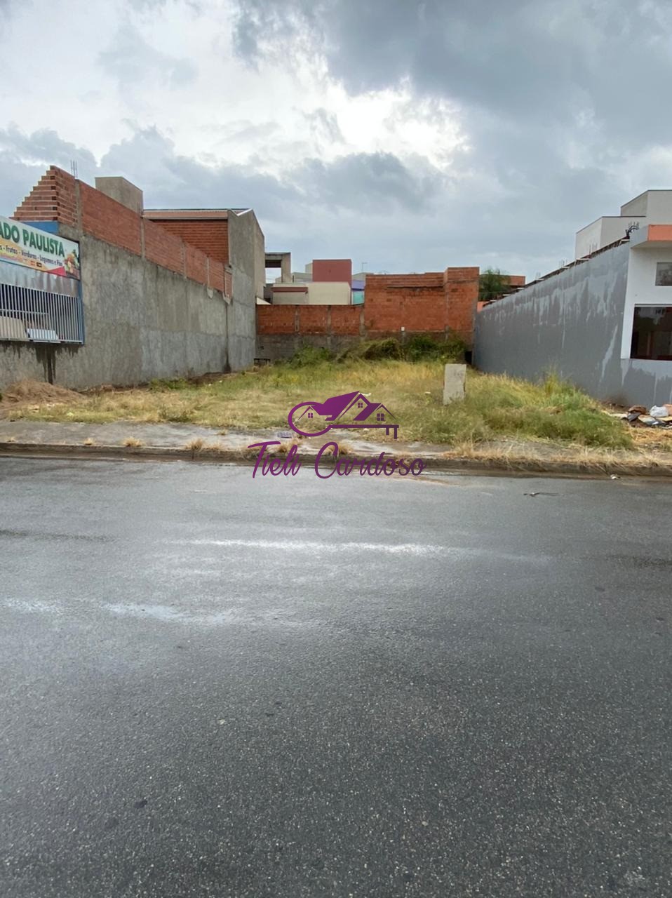 Loteamento e Condomínio, 420 m² - Foto 1