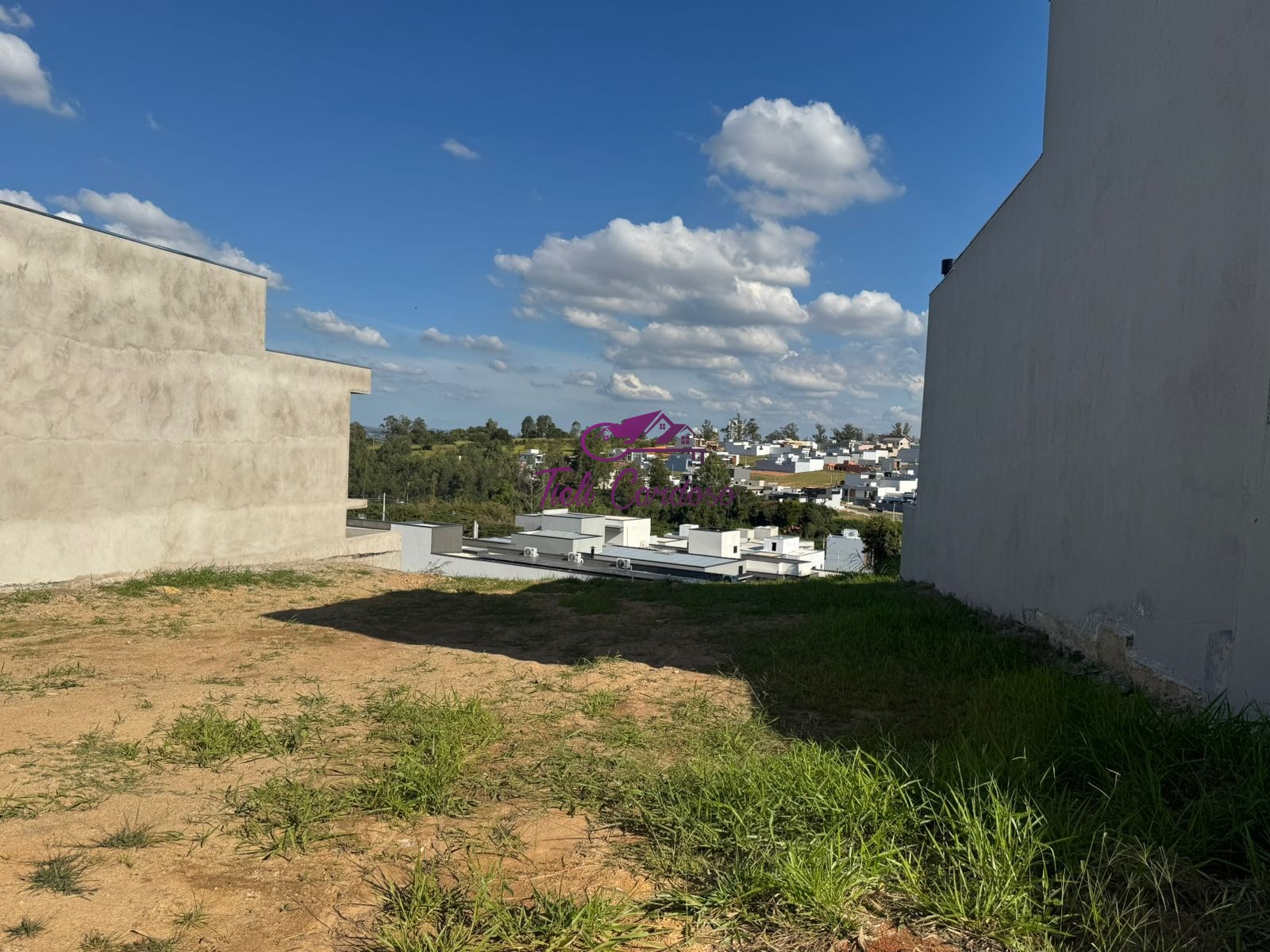 Terreno, 203 m² - Foto 1