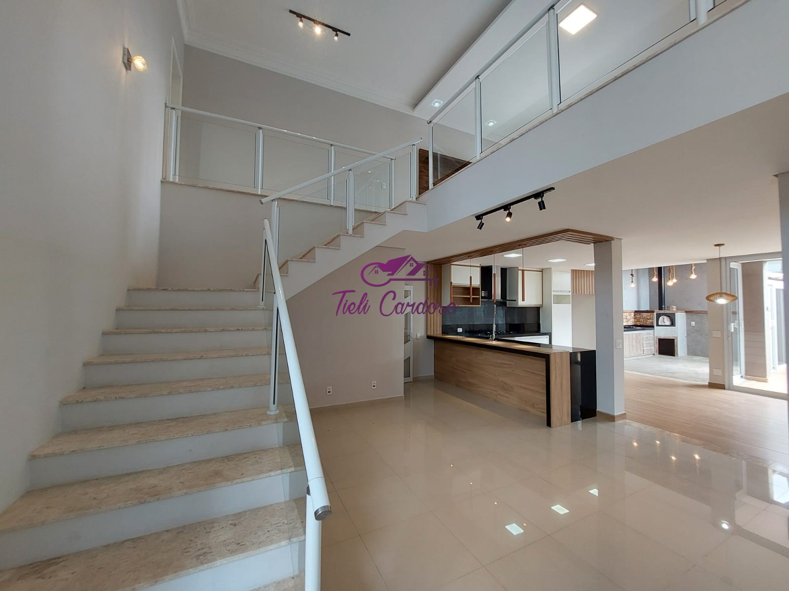 Casa, 4 quartos - Foto 1