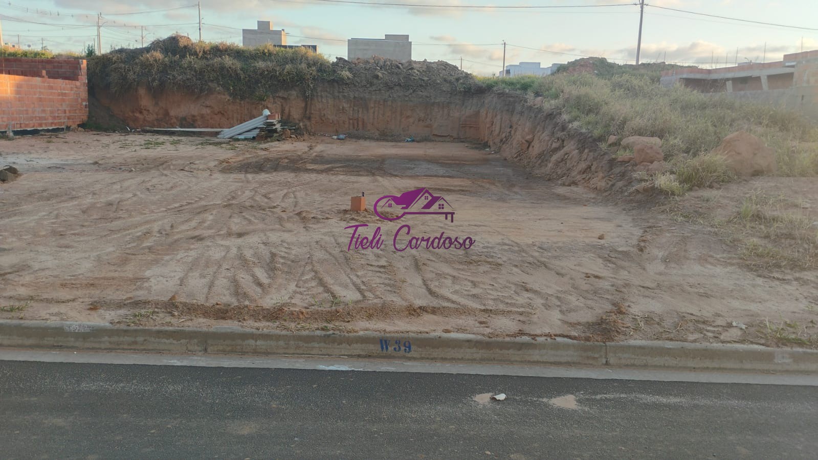 Terreno, 150 m² - Foto 1